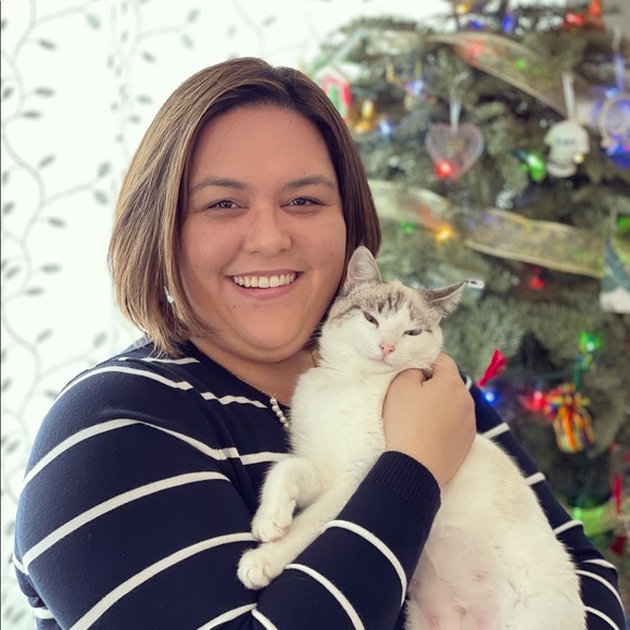 Meet your Posher, Rachel - Picture 2 of 2